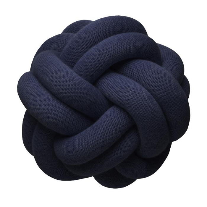 sierkussen blauw knoop navyblue